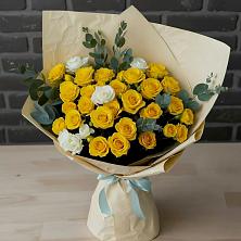 Букет цветов из:  Розы в Александровске