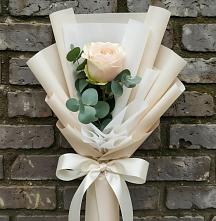 Букет цветов из:  Розы в Александровске