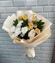 Букет цветов из:  Розы и Хризантемы в Александровске