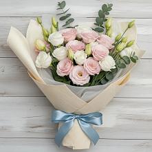 Букет цветов из:  Лизиантусы в Александровске