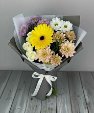 Букет цветов из:  Розы, Герберы и Хризантемы в Александровске