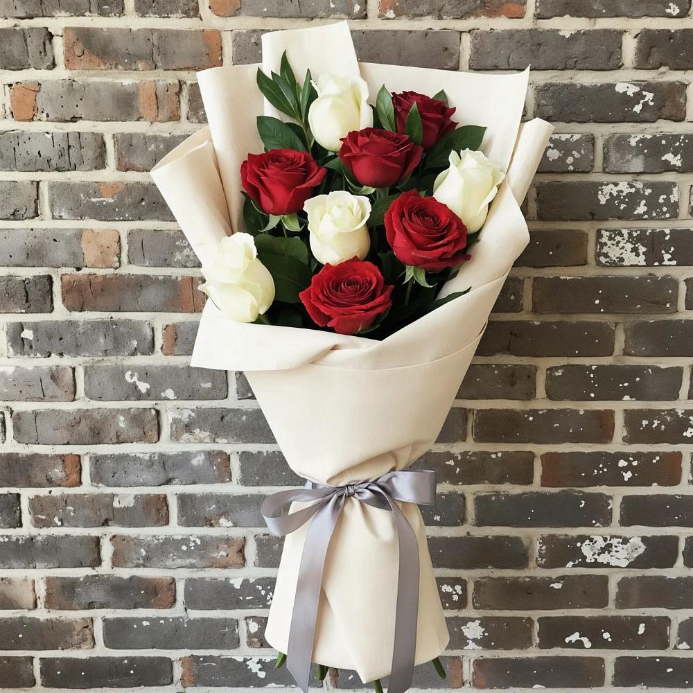 Букет цветов из: Розы в Александровске