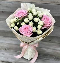 Букет цветов из:  Розы в Александровске