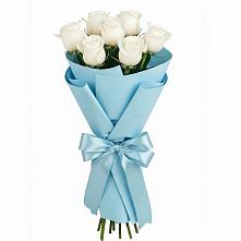 Букет 7 белых роз Проуд в Александровске