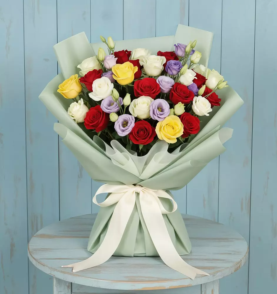 Букет цветов из: Розы в Александровске