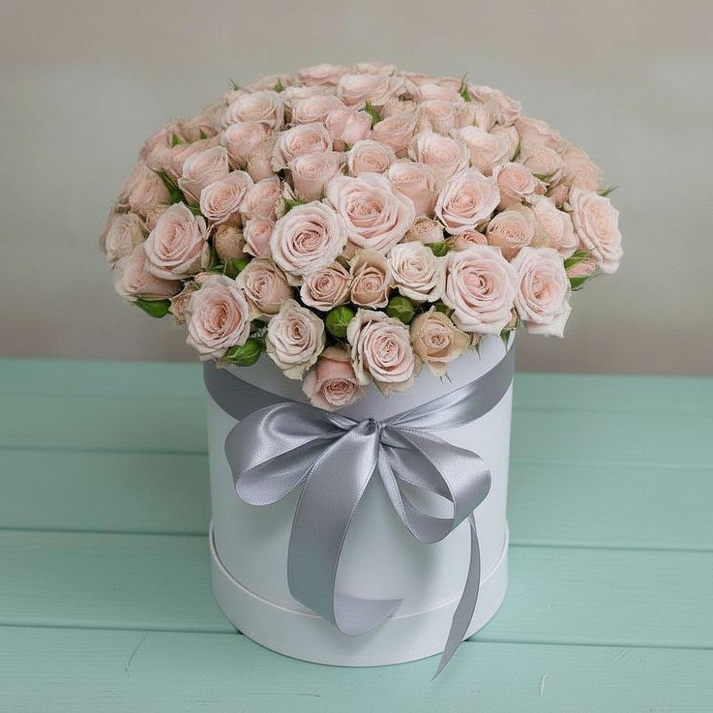 Цветочная композиция из Розы в шляпной коробке в Александровске